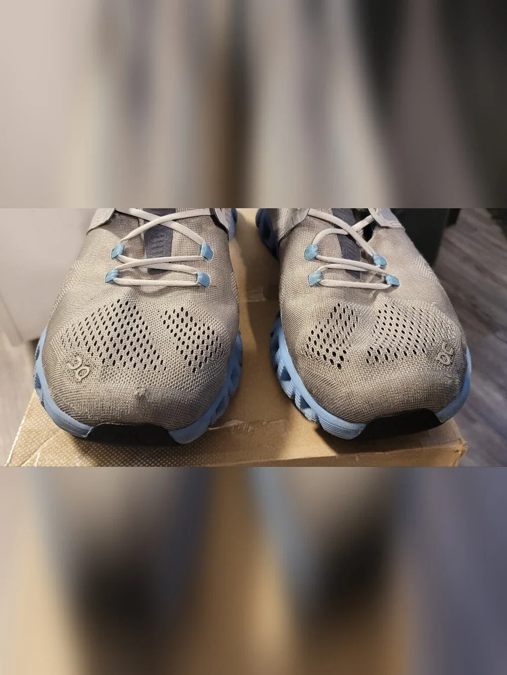 On Running Men's Gray and Light Blue Cloudswift Running Shoes